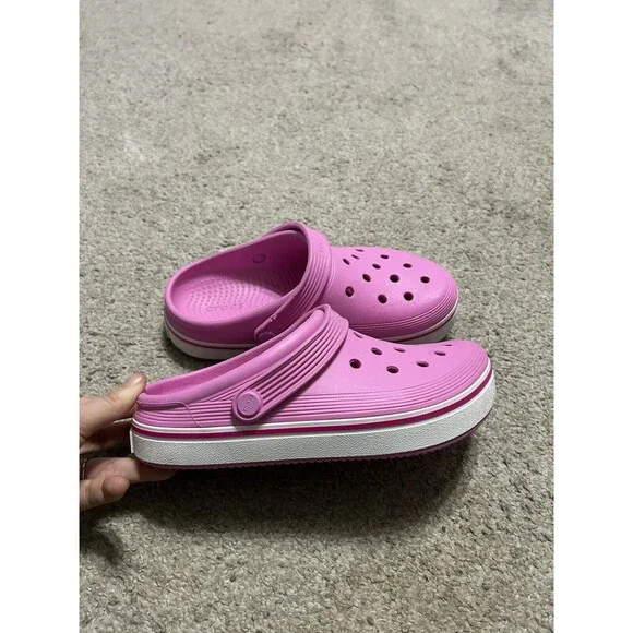 CROCS | Shoes | Crocs Junior Size 4 Off Court Clog Crs28479  display picture 1